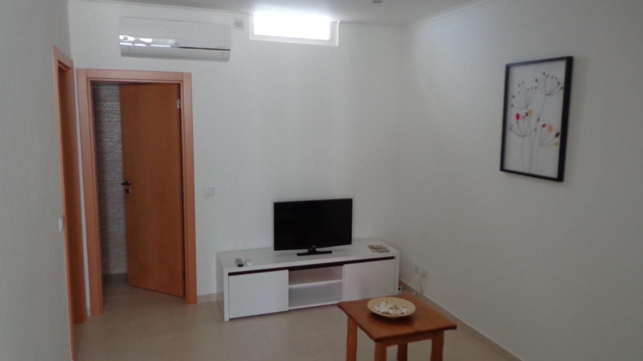 Nunes Apartments Mexilhoeira da Carregacao Bagian luar foto