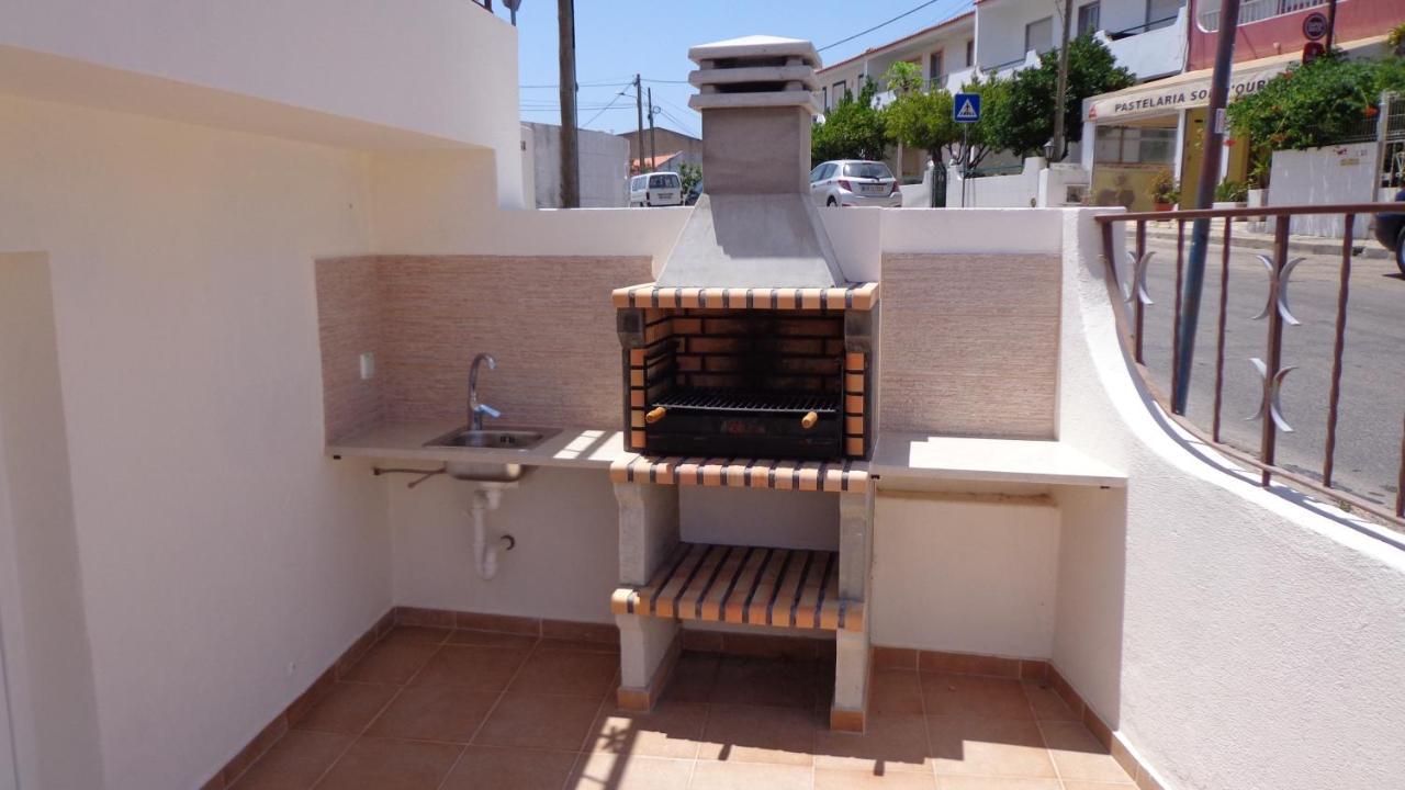 Nunes Apartments Mexilhoeira da Carregacao Bagian luar foto